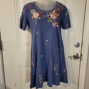 Johnny Was embroidered blue loose shift shirt dress floral